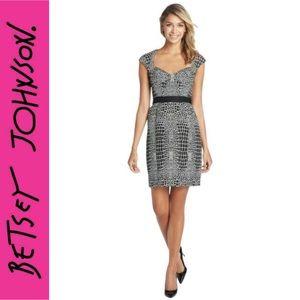 Betsey Johnson Black Croc Print Sweetheart Zip Sheath Casual Dress